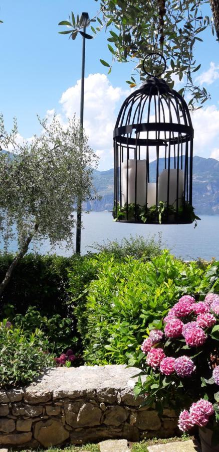 Villa Sul Lago Con Pontile Privato A Brenzone Sul Garda - Unique And Exclusive Buitenkant foto