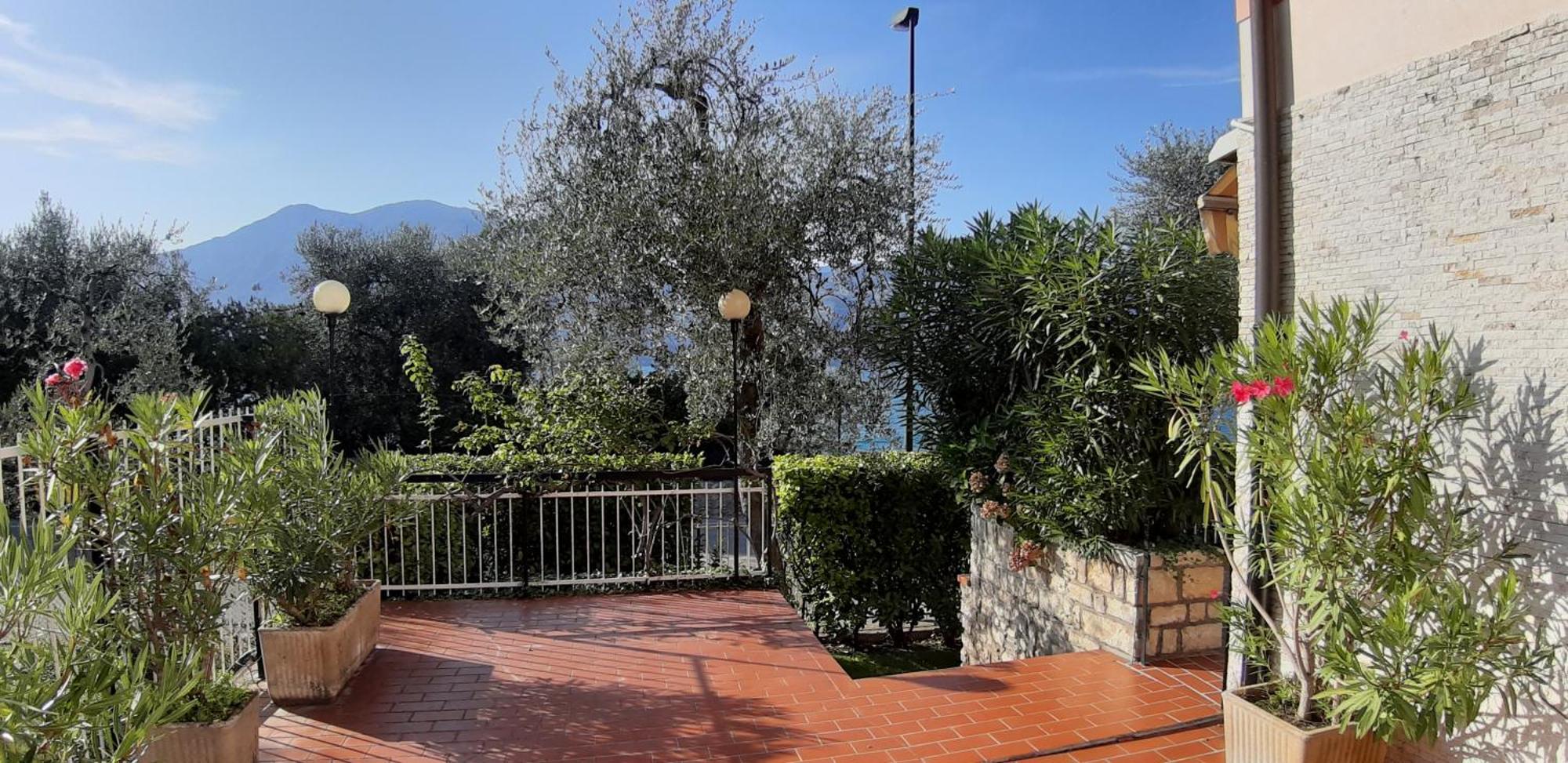 Villa Sul Lago Con Pontile Privato A Brenzone Sul Garda - Unique And Exclusive Buitenkant foto