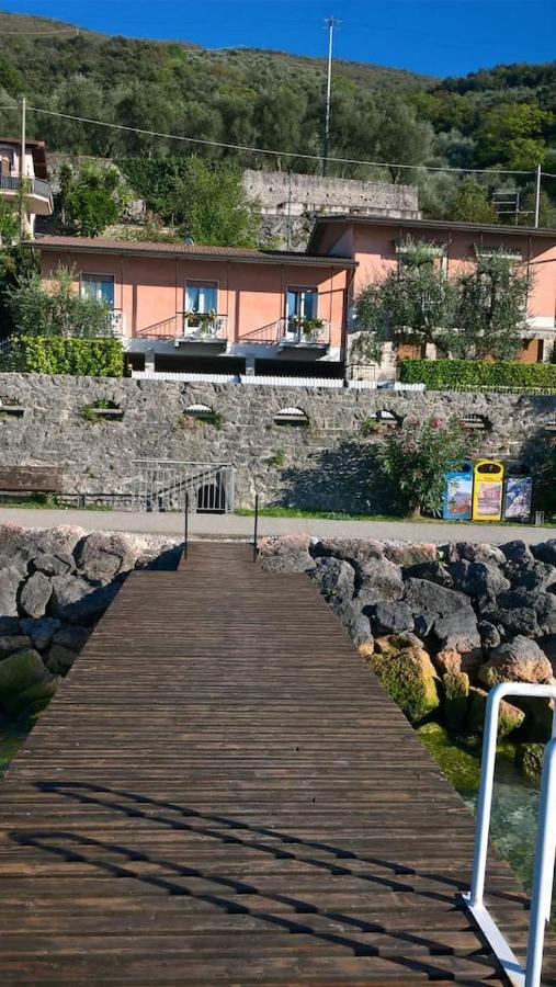 Villa Sul Lago Con Pontile Privato A Brenzone Sul Garda - Unique And Exclusive Buitenkant foto