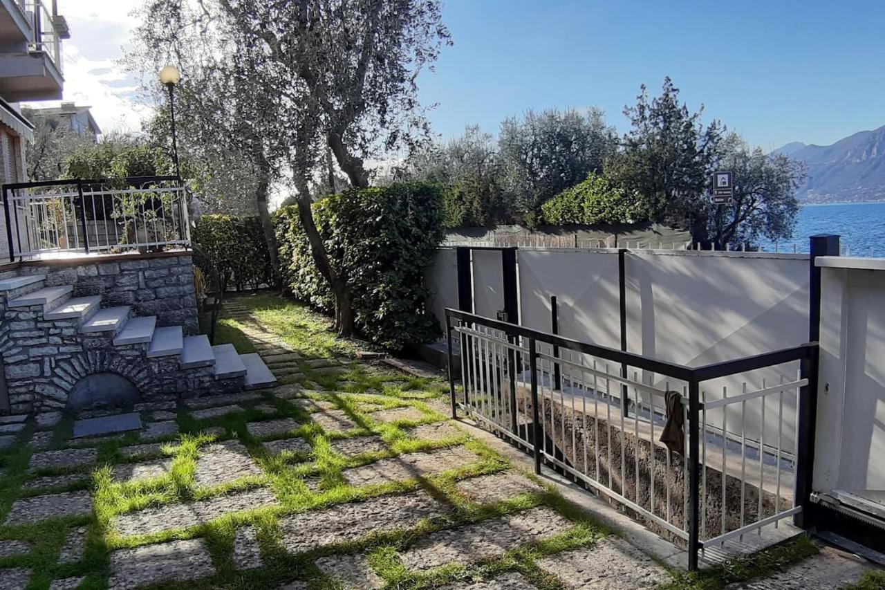 Villa Sul Lago Con Pontile Privato A Brenzone Sul Garda - Unique And Exclusive Buitenkant foto