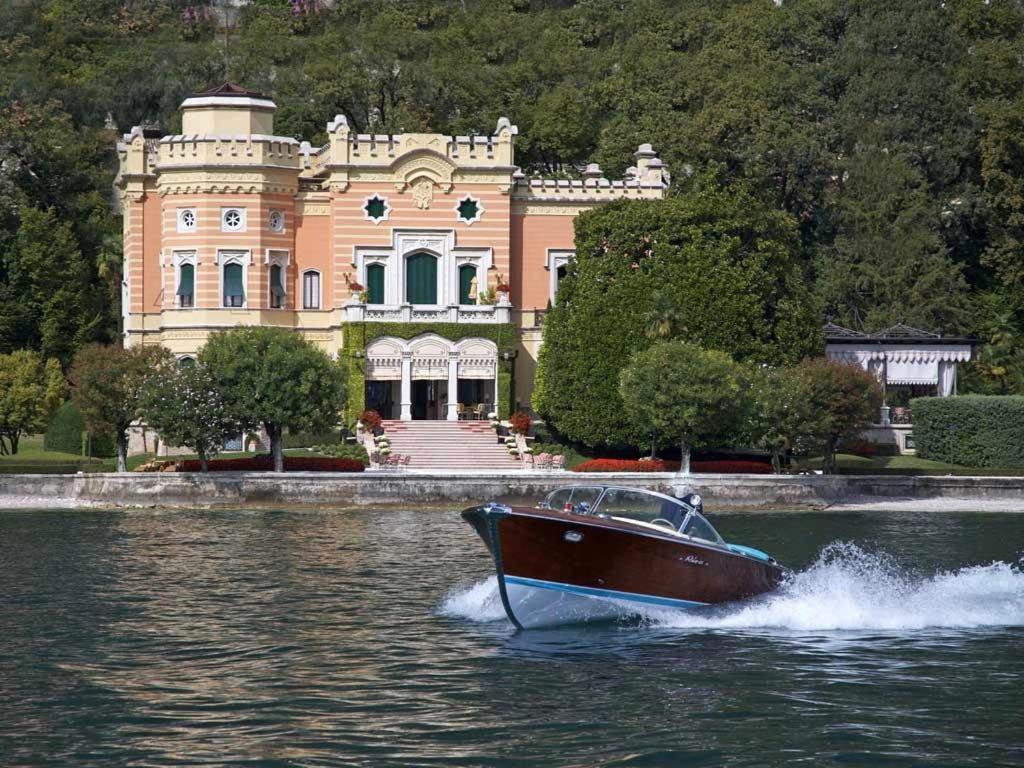 Villa Sul Lago Con Pontile Privato A Brenzone Sul Garda - Unique And Exclusive Buitenkant foto